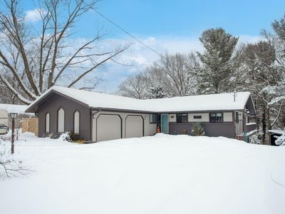 17982 N Fruitport Rd, Spring Lake, MI, 49456