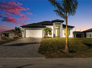 3817 NW 40th St, Cape Coral, FL 33993