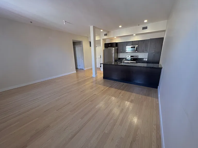 359 Main St #307 — Photo 6