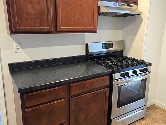 5th image of 3 Warren St #1