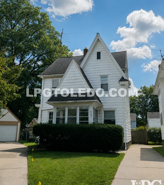 4452 Pennfield Rd