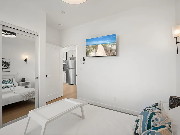 2258 Helios Dr — Photo 7