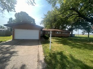 200 E Southwind Rd, Springfield, IL 62703