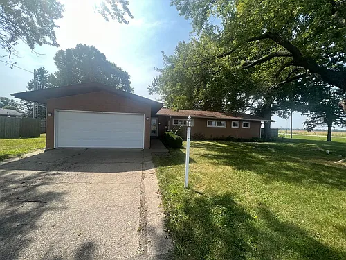 200 E Southwind Rd Photo 1