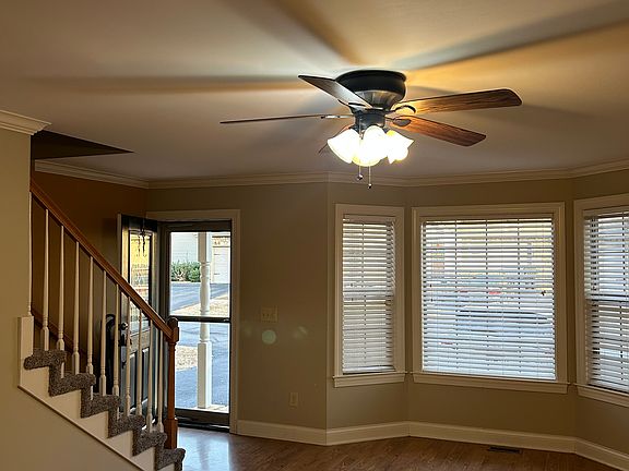 4th image of 23 Stonebriar Ct #23
