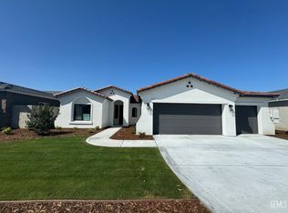 12510 Madelyn Dr, Bakersfield, CA 93311