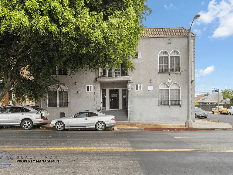 402 N. Soto St. — Photo 6