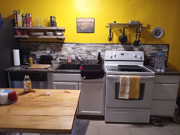 4th image of 4656 19th Ave S