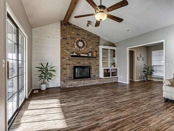 5th image of 8816 Dena Ln