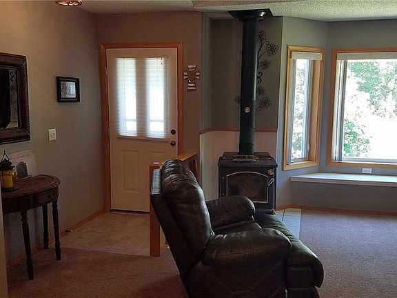 2nd image of 8 Kames Ln