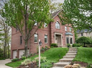 105 Ontario Ct, Gibsonia, PA 15044