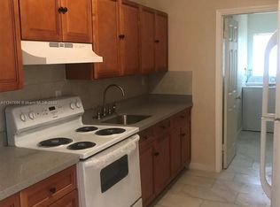 4971 NW 13th St, Lauderhill, FL 33313