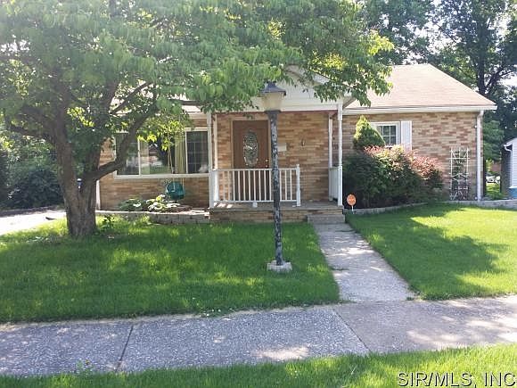 1st image of 355 Lindenwood Blvd