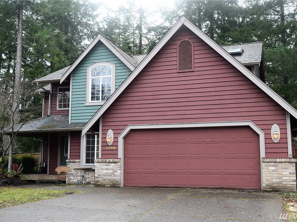 1st image of 1509 15th Ct SE