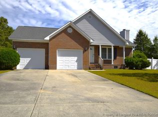 512 Kernstown Rd, Raeford, NC 28376