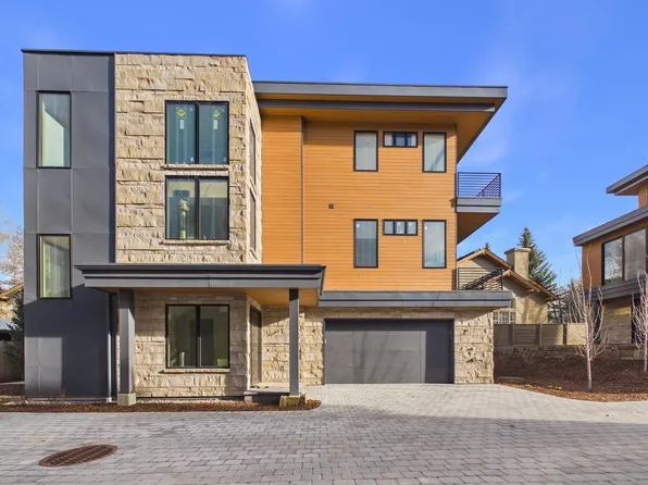 220 Bird Dr #A, Ketchum, ID 83340