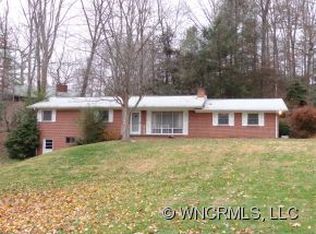 33 Crestridge Dr, Waynesville, NC 28785