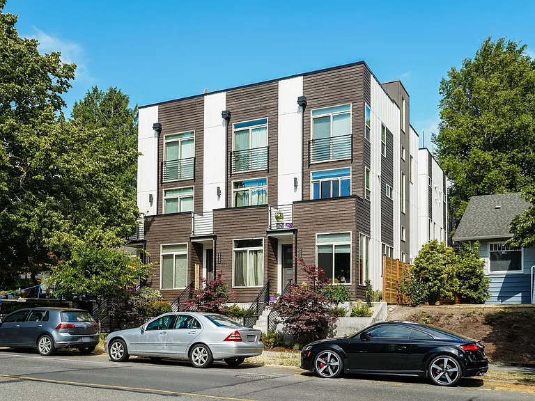 5616C California Ave SW — Photo 28