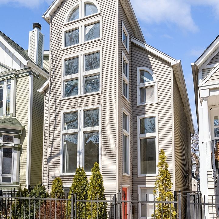 1st image of 1316 W School St