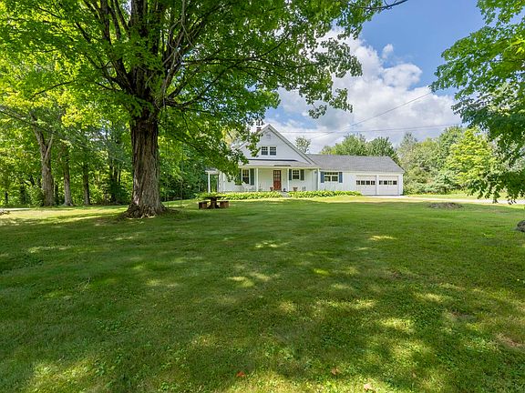 4th image of 621 Bradford Road