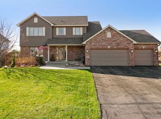 6871 Beaver Pond Way, Centerville, MN 55038