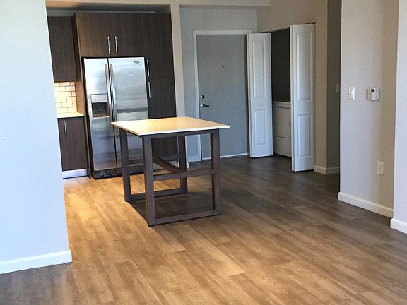 2nd image of 109 SE 2nd Ave