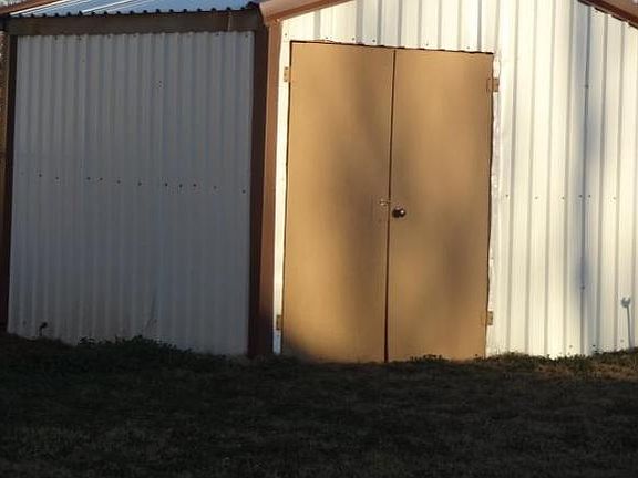 4th image of 712 E Kiowa St