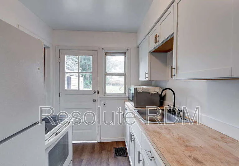 201 S Emerson Ave — Photo 14