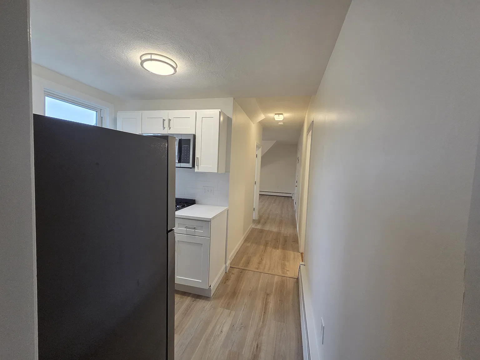 2 bed, 600 sqft, $2,000 — Photo 3