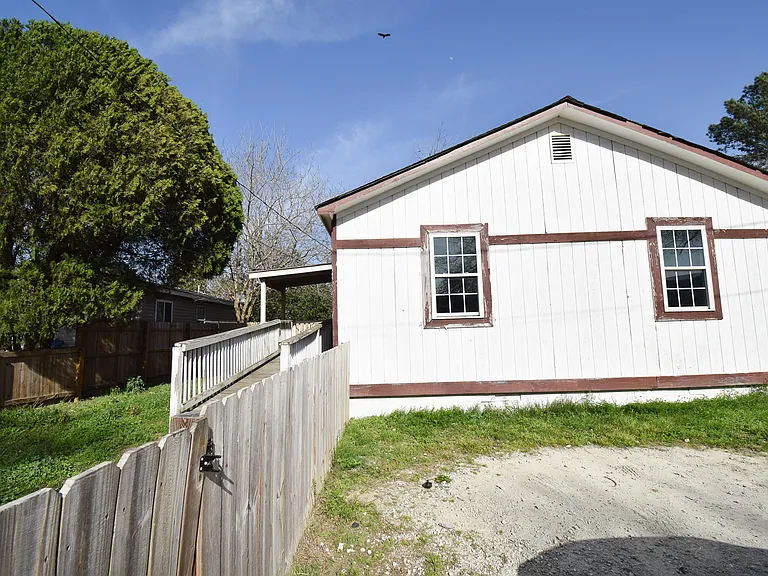2716 Sunrise St #2 — Photo 20