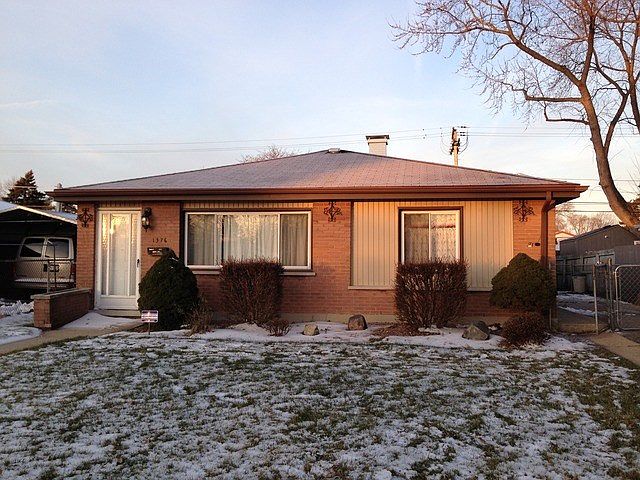 1st image of 1376 Burnham Ave