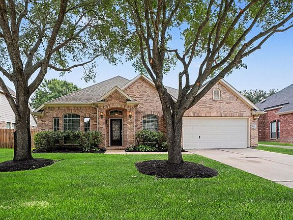 3rd image of 2503 Falcon Knoll Ln