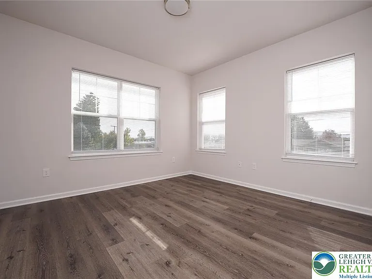 1210 Eaton Ave #201 — Photo 15