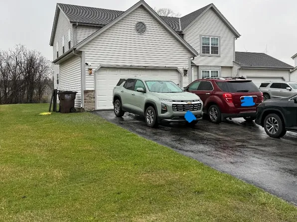 502 N 6th St #A, Waterford, WI 53185