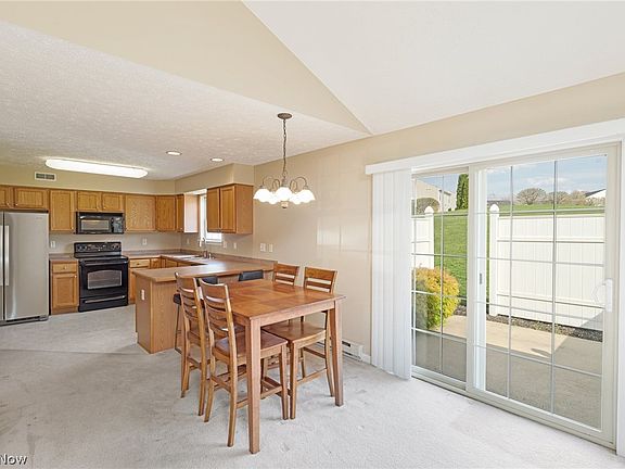 5th image of 4647 Creekside Dr