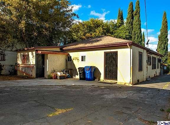 2nd image of 1258 N Mariposa Ave