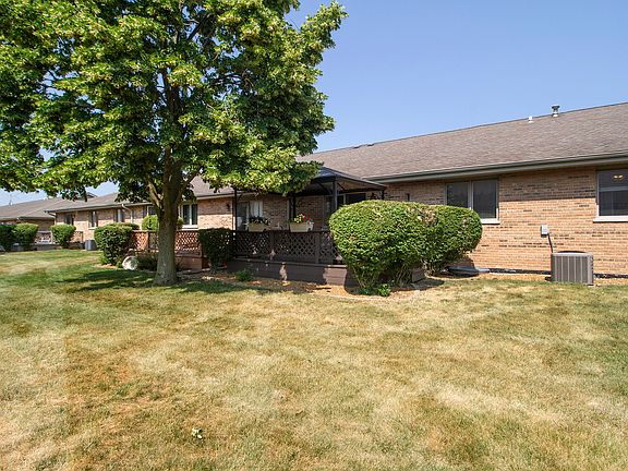2nd image of 871 Winter Park Dr