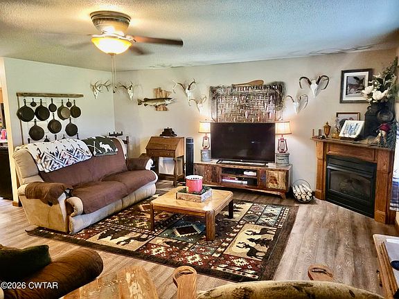 4th image of 3059 N County Home Rd