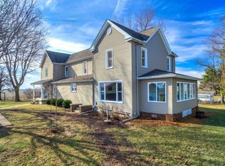 34391 Peine Rd, Minier, IL 61759