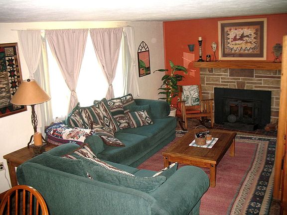 Living Room w/Fireplace