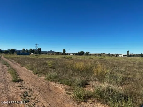 25530 N Linda Ln, Paulden, AZ 86334