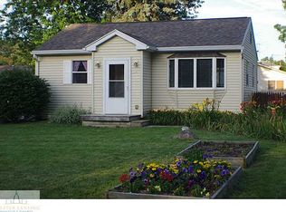 310 N Hickory St, Dewitt, MI 48820