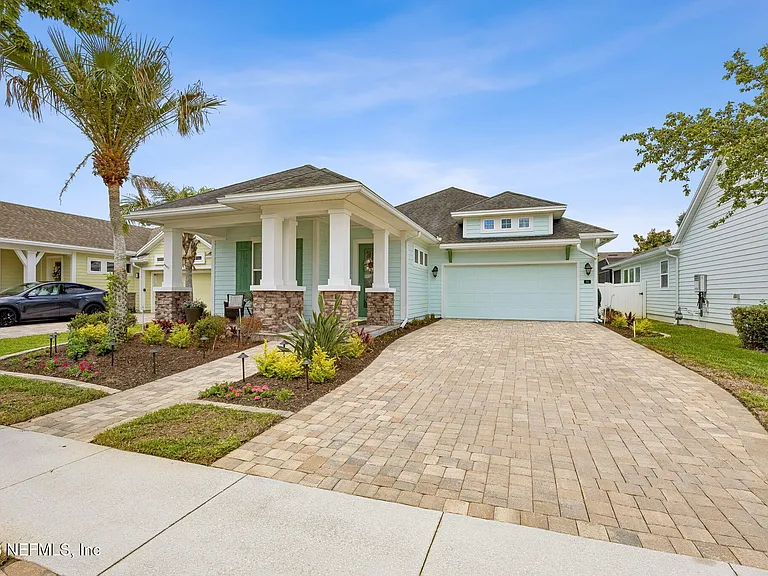 45 Tamarac Ave — Photo 3