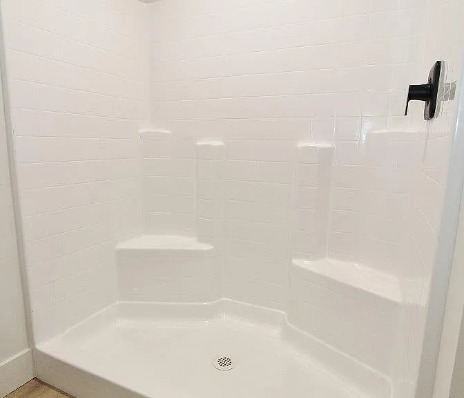 1115 S Commercial Ave #2 — Photo 7