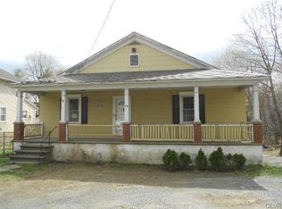 978 Pennsylvania Ave, Pen Argyl, PA 18072