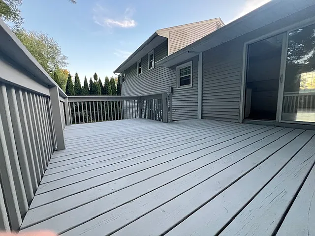 Deck & back house