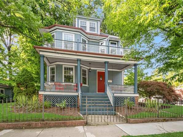 700 Hope St, Providence, RI 02906