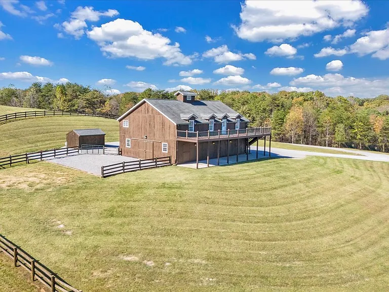 1180 Longfield Rd — Photo 83
