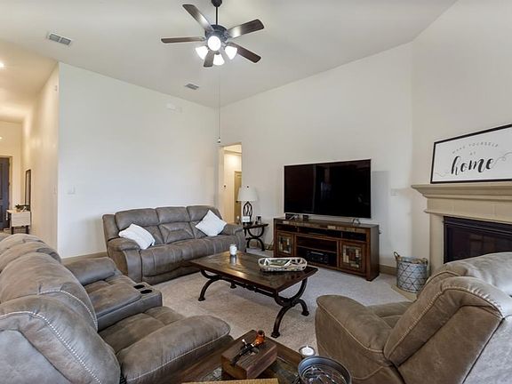 2nd image of 1021 Mallard Dr