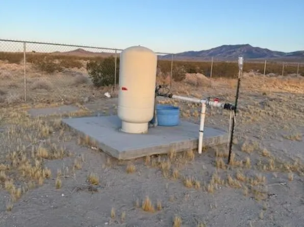 3 Foothill Rd, Lucerne Valley, CA 92356